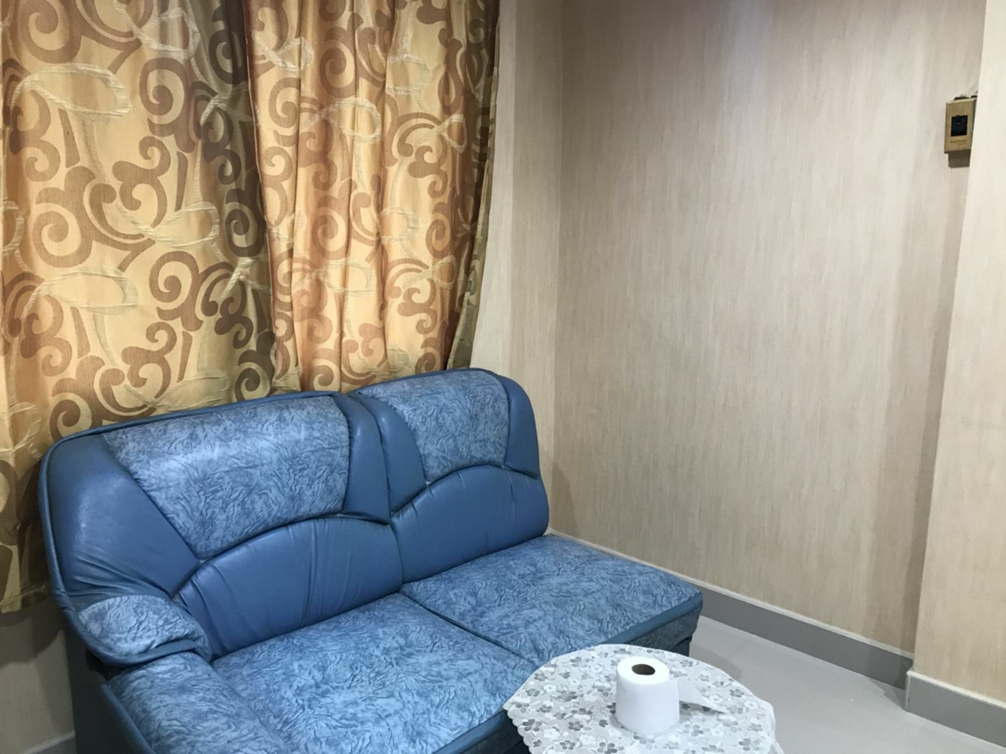 Oyo 75494 President Apartment Pattaya Ngoại thất bức ảnh